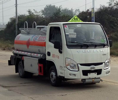 程力威牌CLW5035GJYSH5型加油車 程力威牌CLW5035GJYSH5型加油車